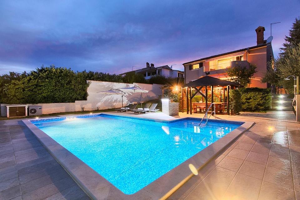 Premantura Olive Garden Villa Ngoại thất bức ảnh