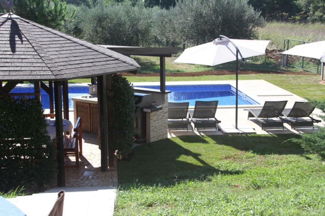Premantura Olive Garden Villa Ngoại thất bức ảnh