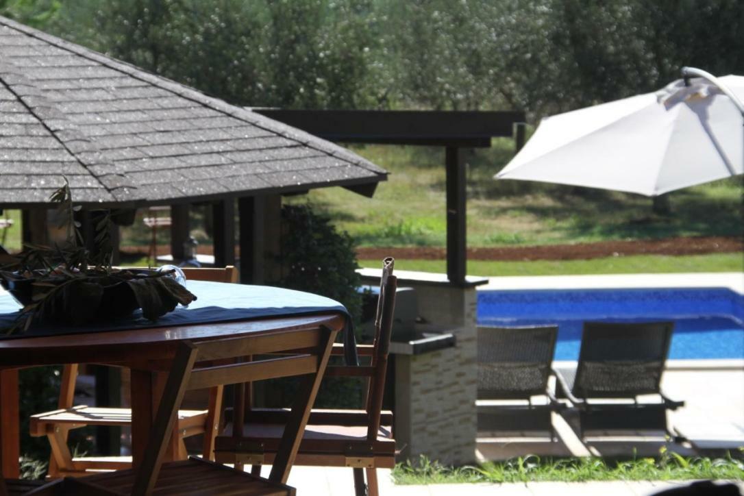 Premantura Olive Garden Villa Ngoại thất bức ảnh